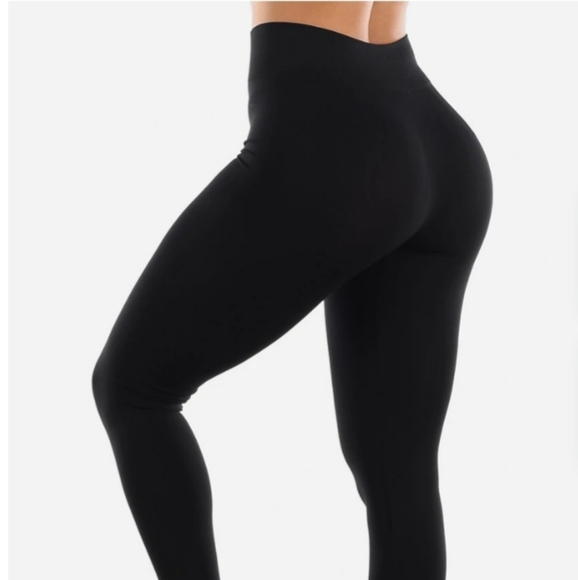 Women's Black Leggings - Picture 3 of 7